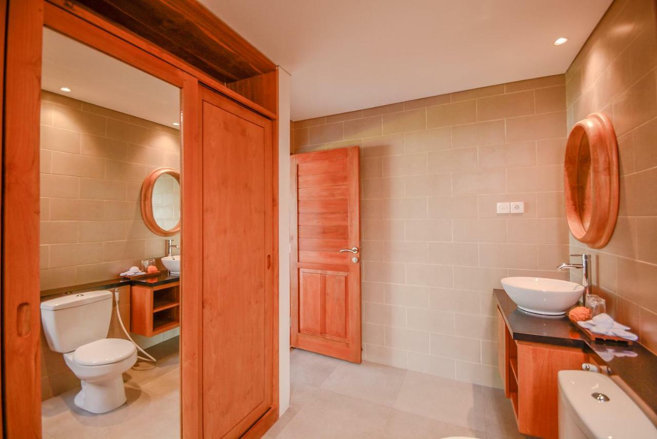 Villa Kupu Kupu Bingin ウルワツ エクステリア 写真