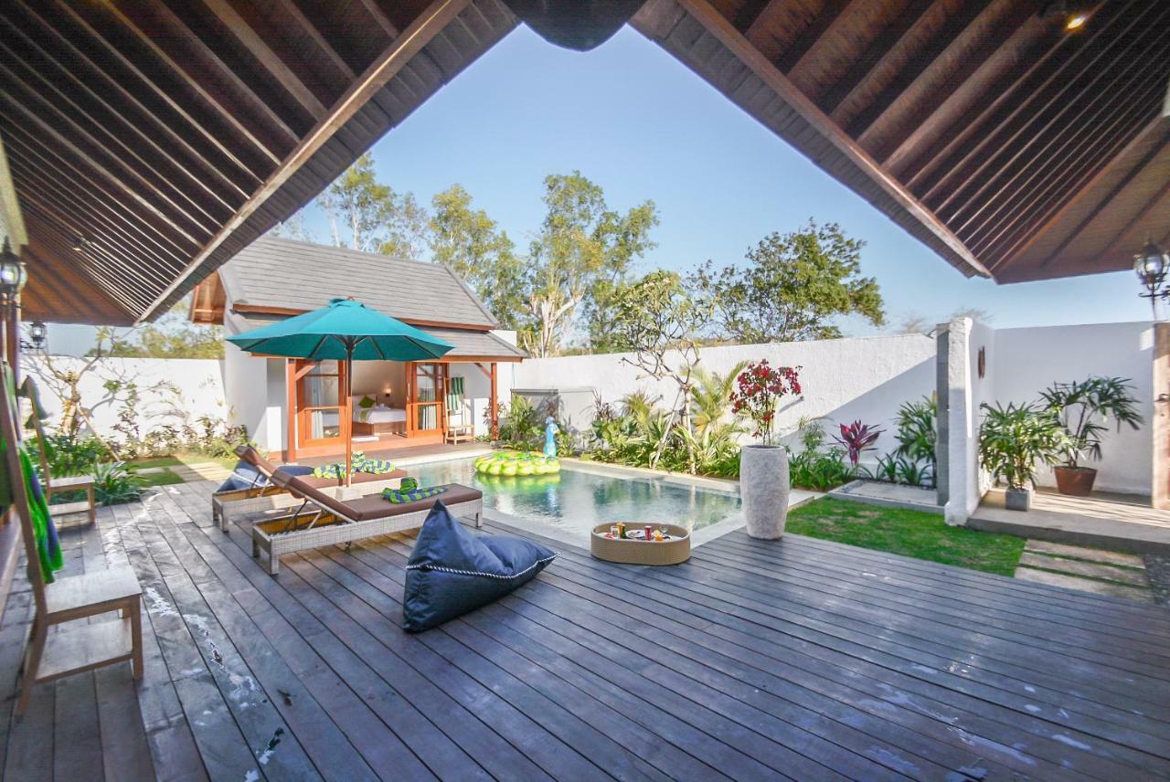 Villa Kupu Kupu Bingin ウルワツ エクステリア 写真