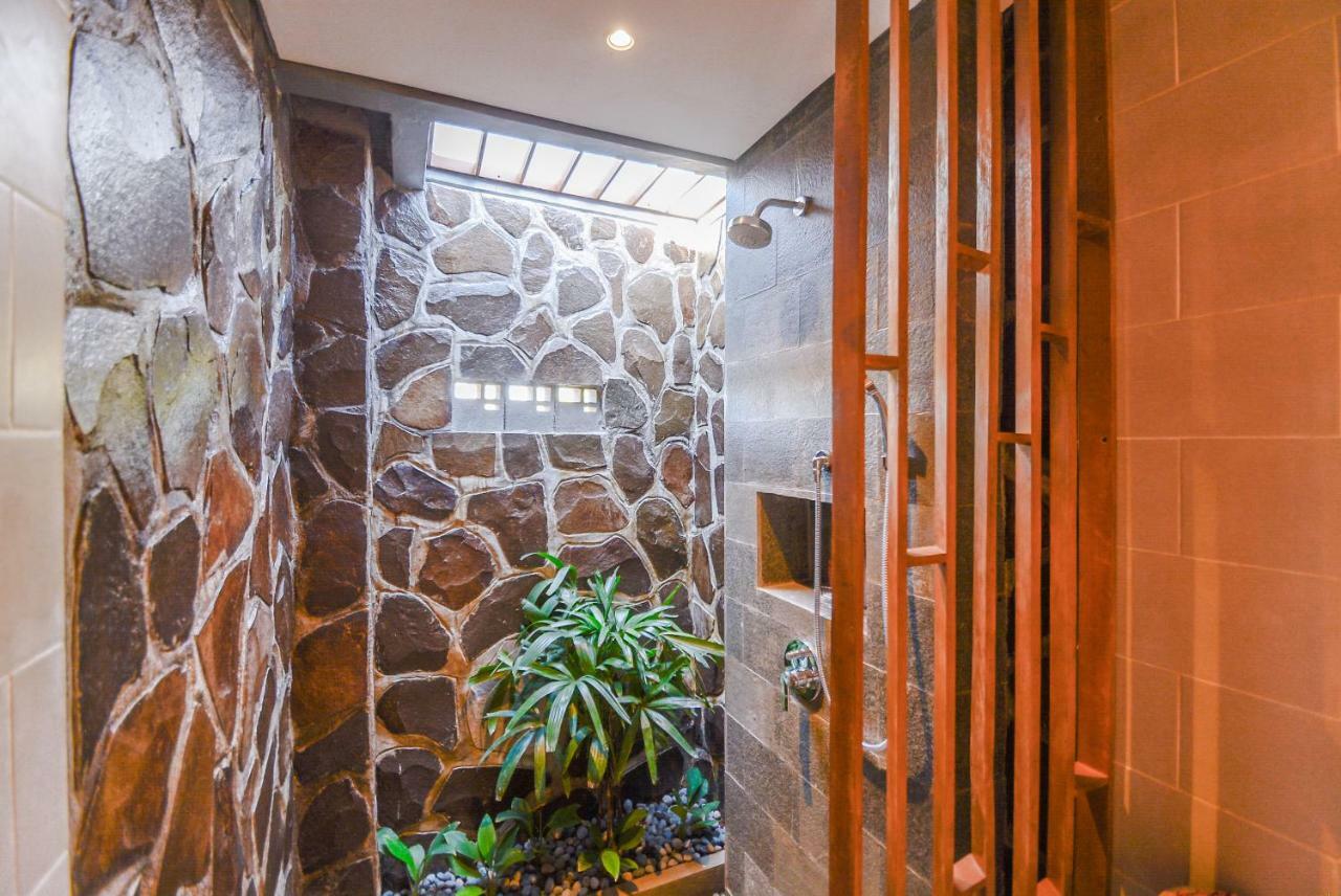 Villa Kupu Kupu Bingin ウルワツ エクステリア 写真
