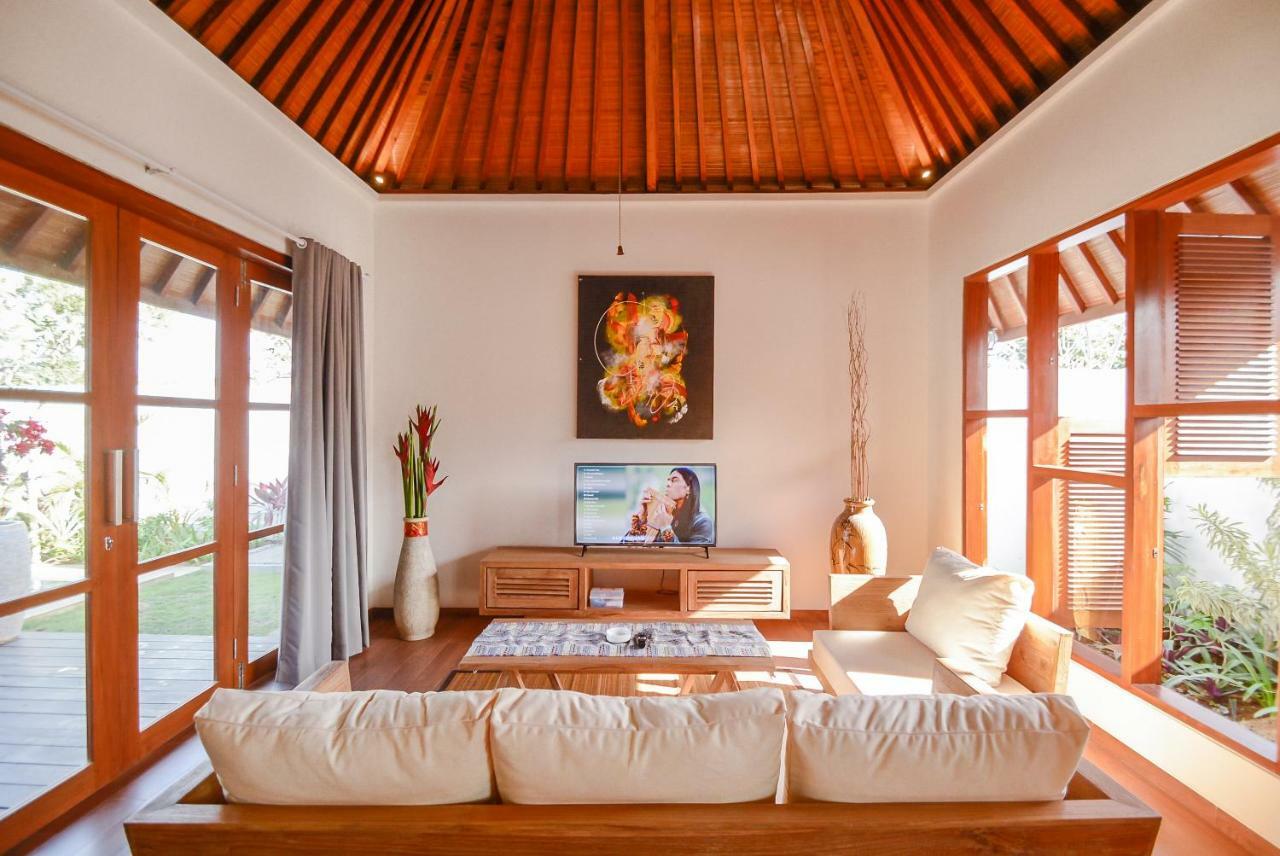 Villa Kupu Kupu Bingin ウルワツ エクステリア 写真