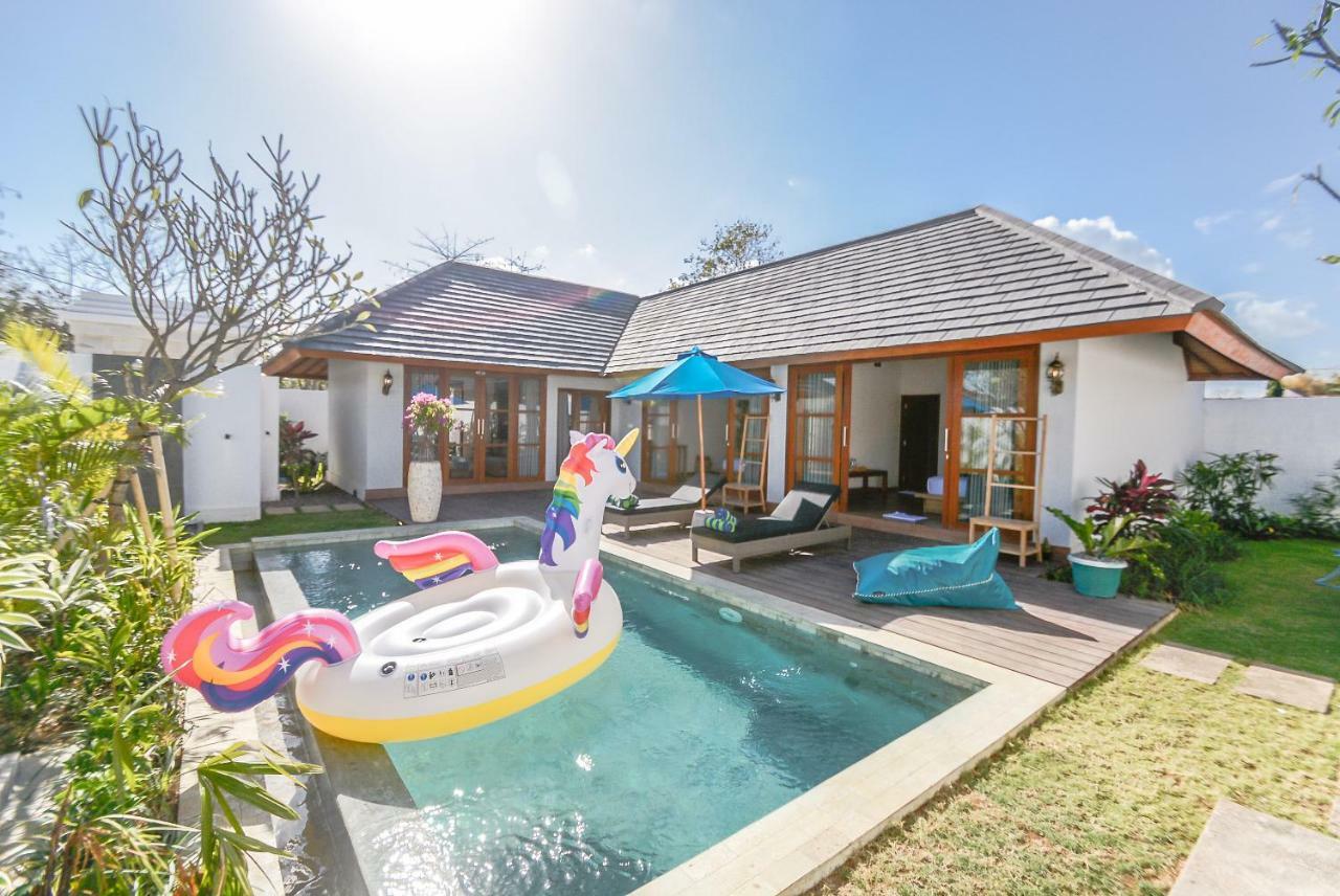 Villa Kupu Kupu Bingin ウルワツ エクステリア 写真